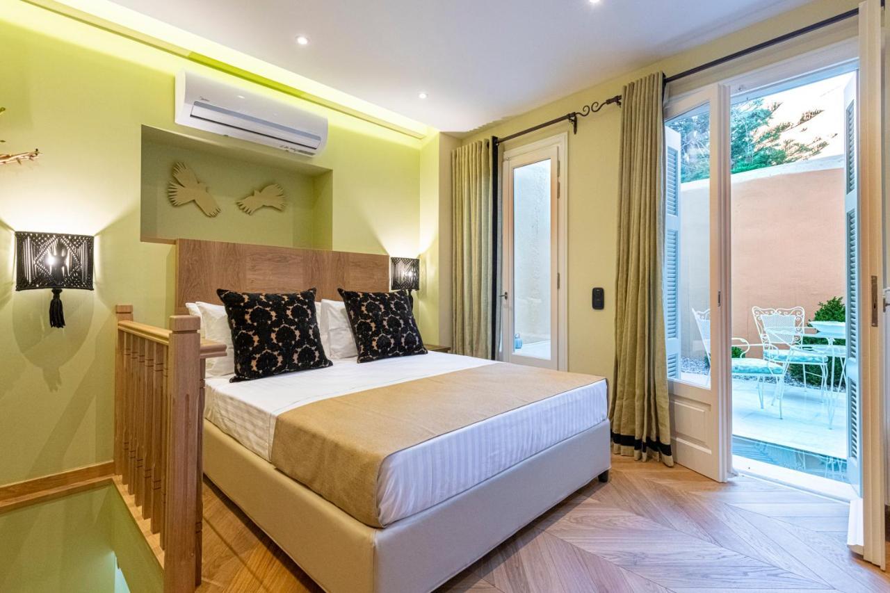 Ipelhome - Plaka Boutique Apartments 아테네 외부 사진