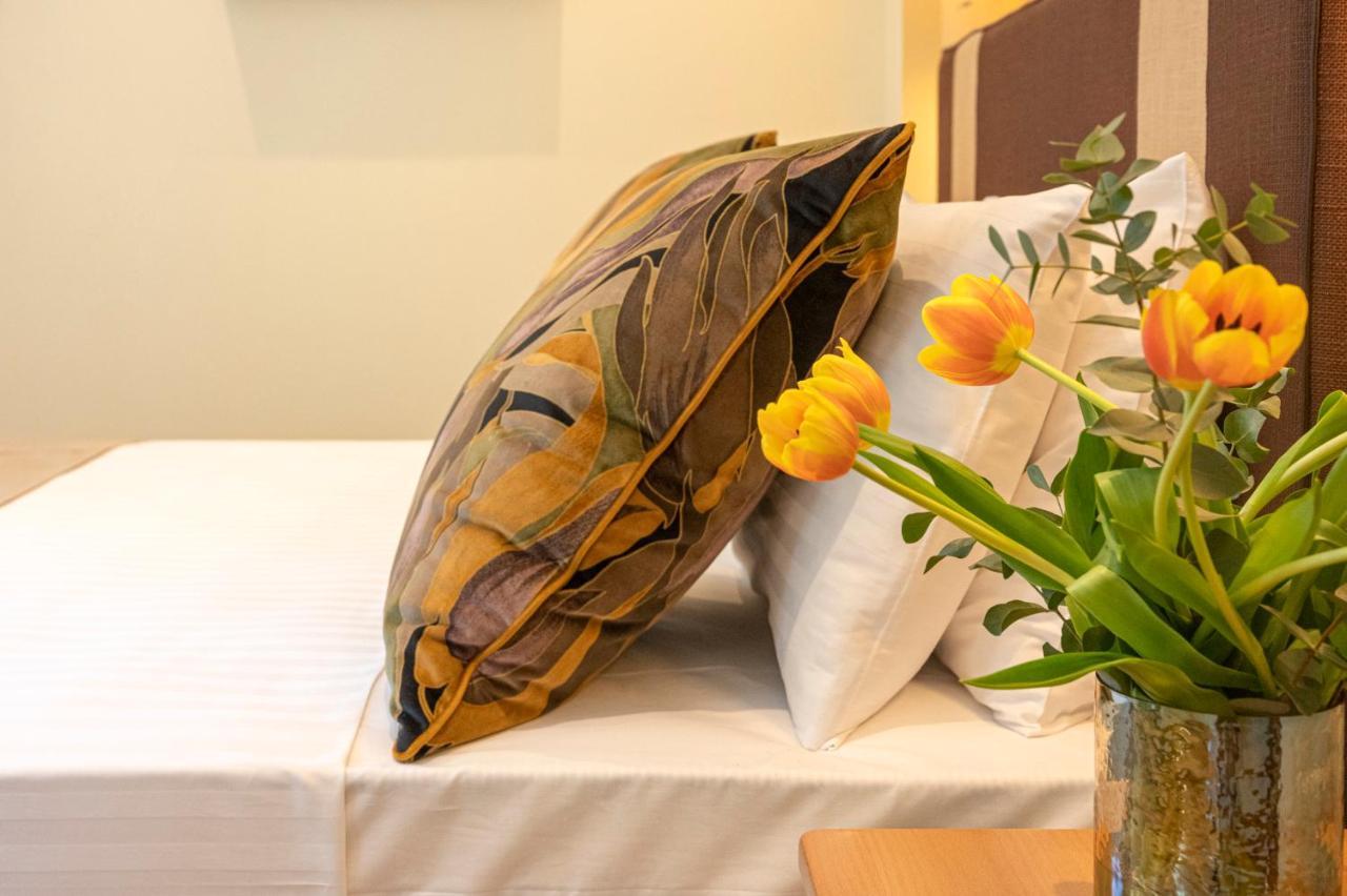 Ipelhome - Plaka Boutique Apartments 아테네 외부 사진