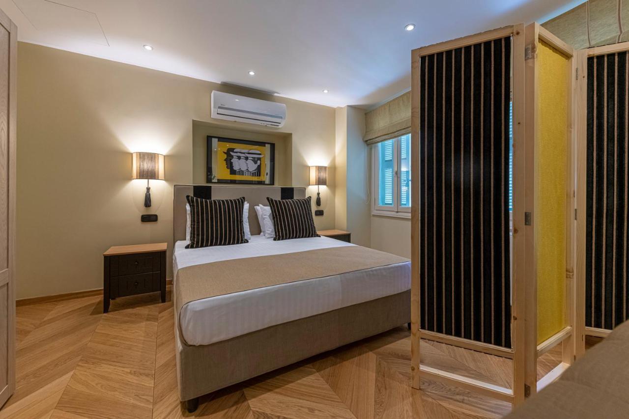 Ipelhome - Plaka Boutique Apartments 아테네 외부 사진