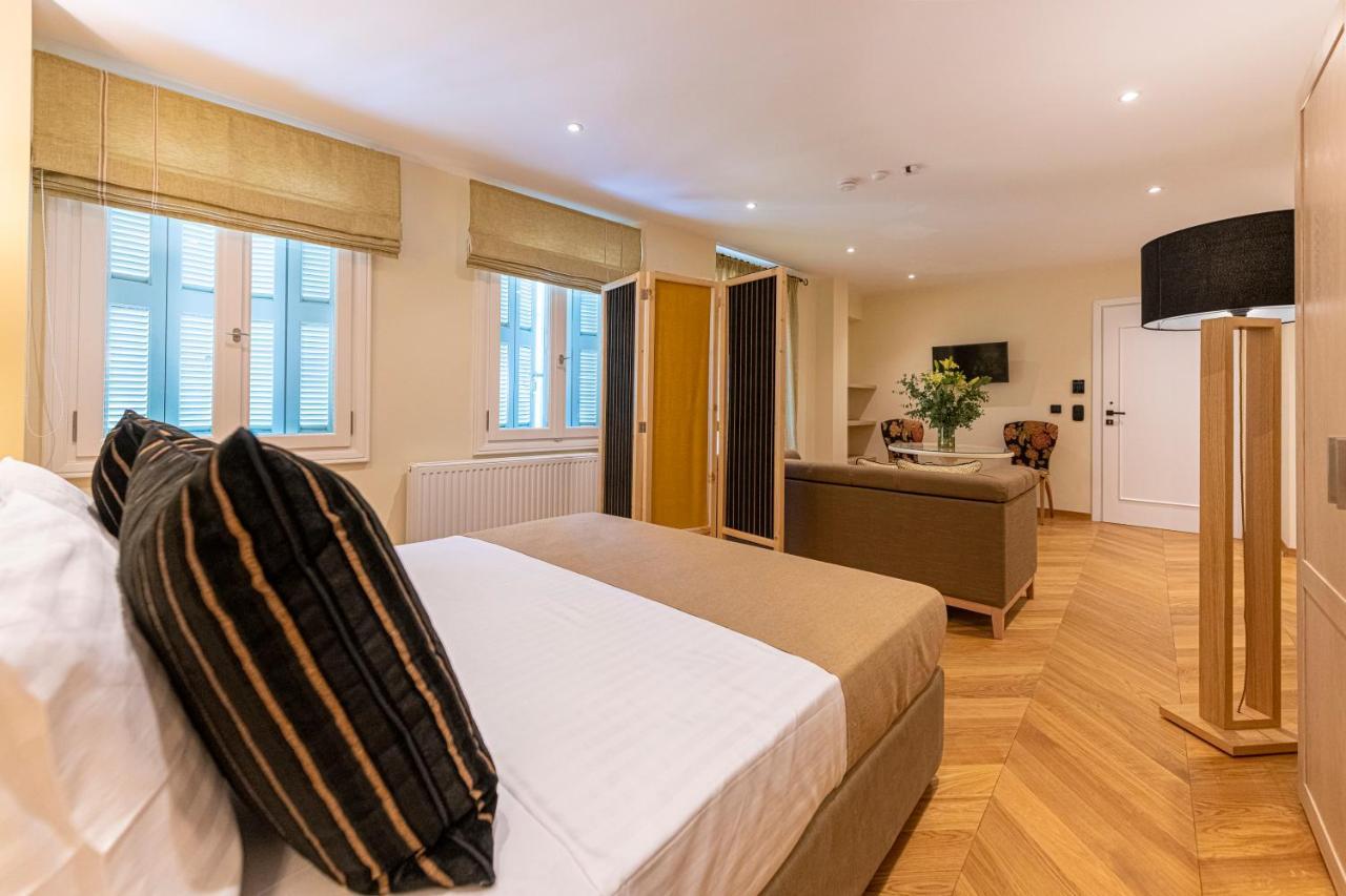 Ipelhome - Plaka Boutique Apartments 아테네 외부 사진