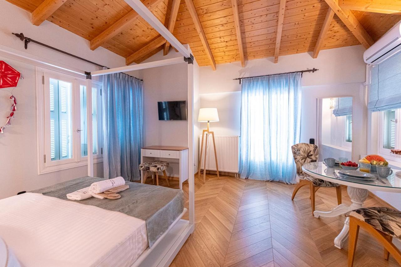 Ipelhome - Plaka Boutique Apartments 아테네 외부 사진