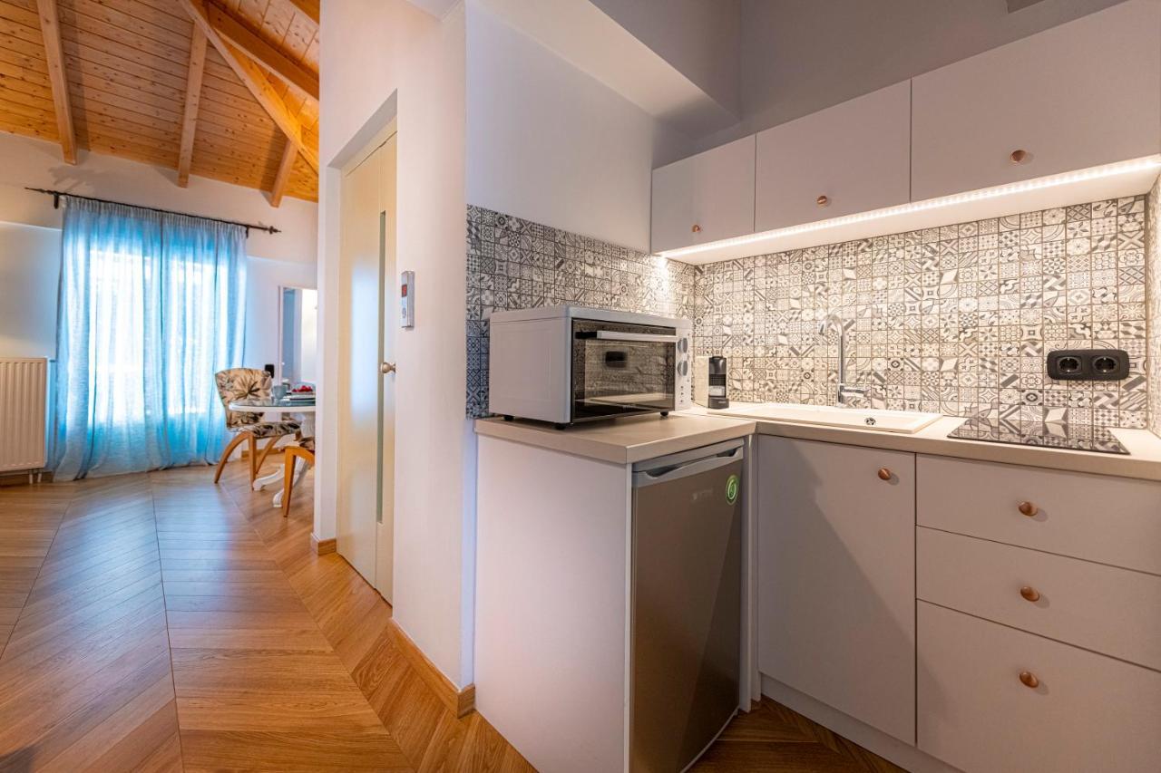 Ipelhome - Plaka Boutique Apartments 아테네 외부 사진